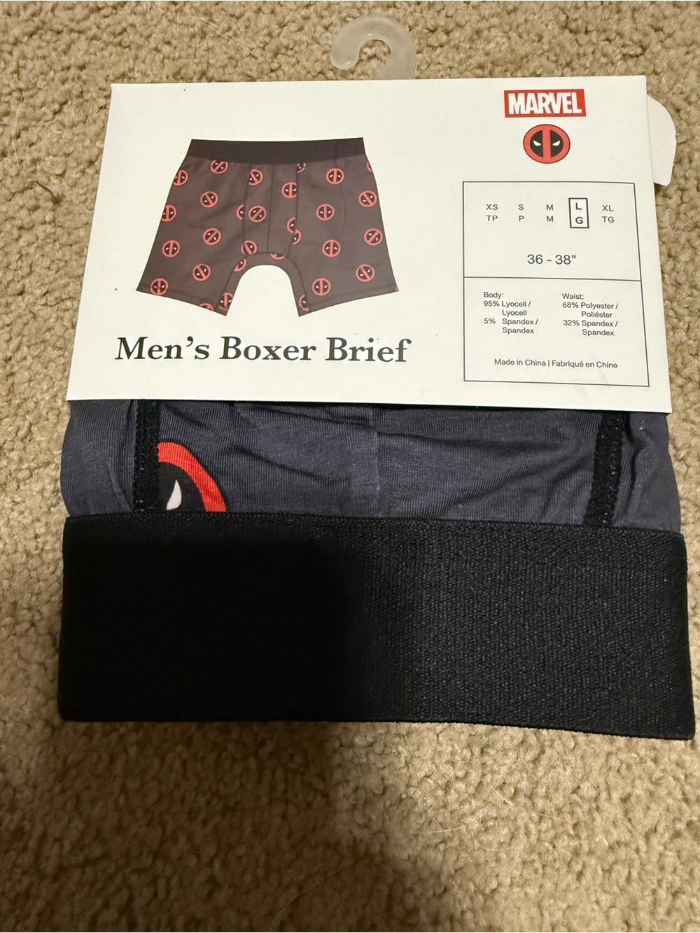 Bioworld Men's Deadpool Boxer Briefs - Black and Red
